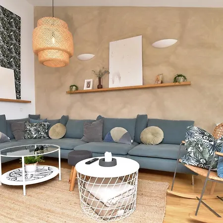 Sunny Bay - Free Parking Apartman