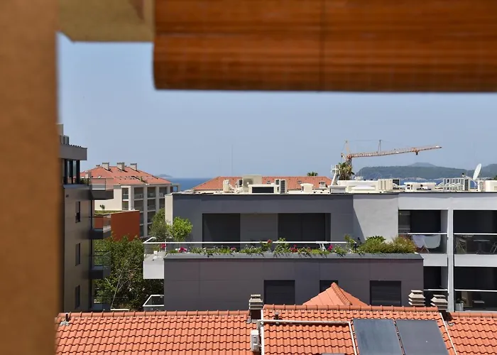 Sunny Bay - Free Parking