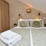 Sunny Bay - Free Parking Apartman *